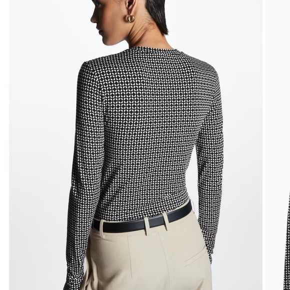 COS SECOND-SKIN LONG-SLEEVED TOP NWT - Picture 3 of 8